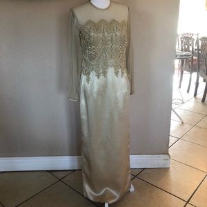 “Jessica MClintock” stunning maxi vintage gown